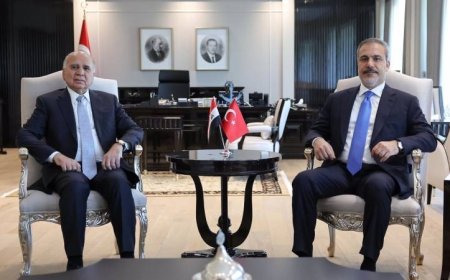 Dışişleri Bakanı Fidan, Irak Başbakan Yardımcısı ve Dışişleri Bakanı Hüseyin ile bir araya geldi