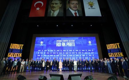 Murat Yetkin: AK Parti yol ayrımında; yeni bir başlangıç mı, sonun başlangıcı mı?